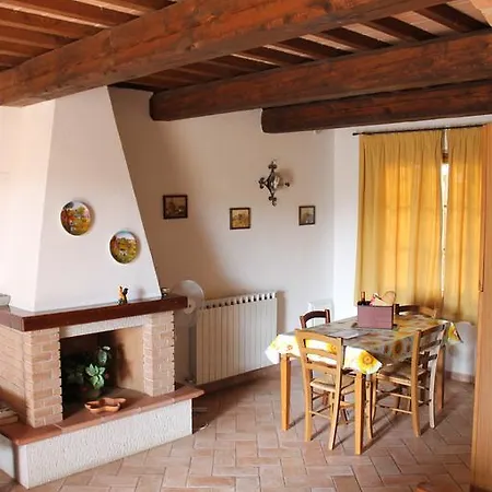 Il Borgo Di Montereggi Villa Limite Room photo